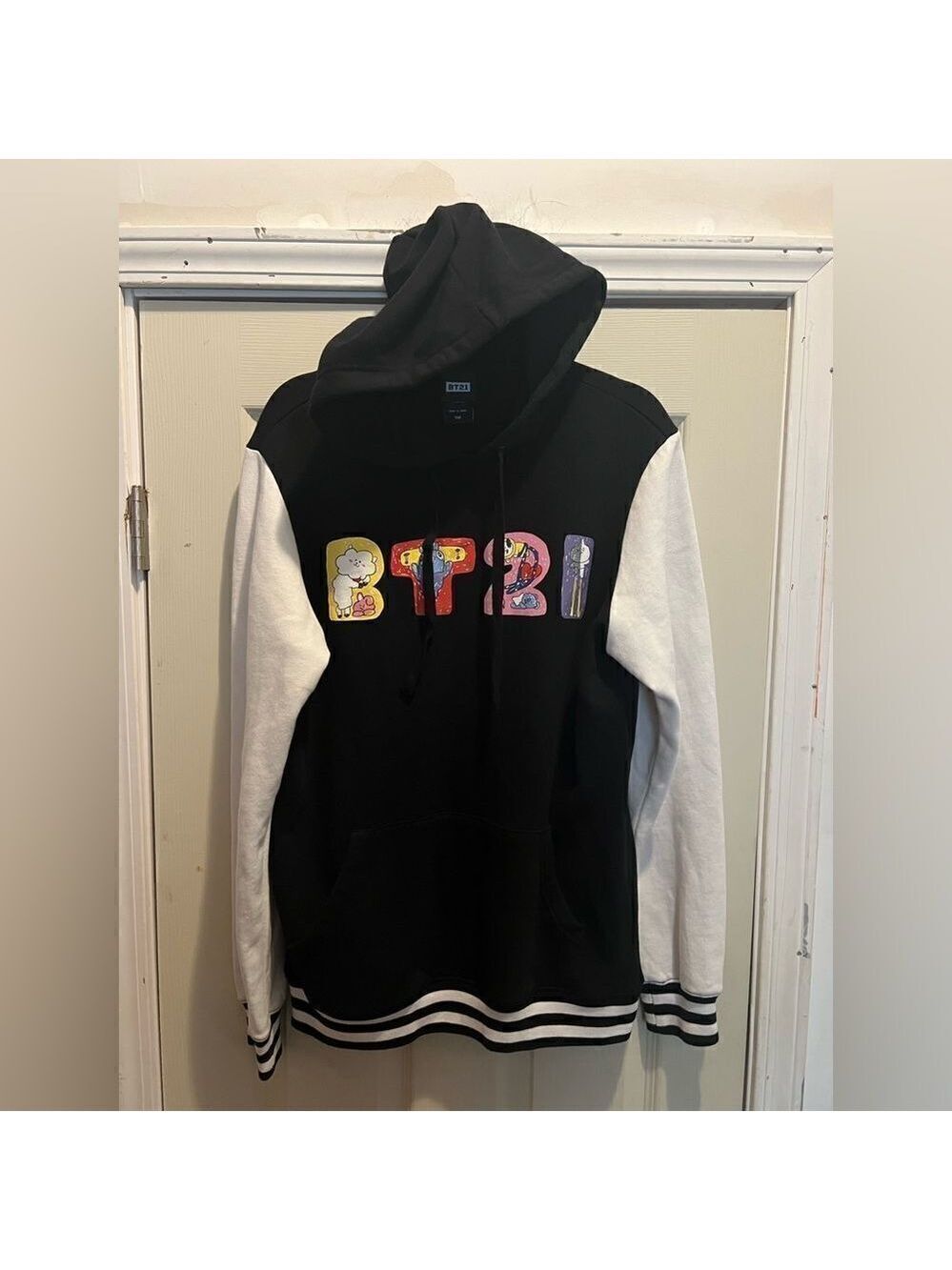BT21 Black & White Color-Block Hoodie